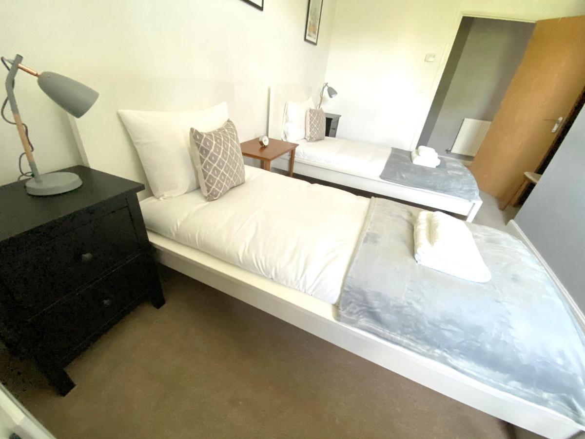 Home Crowd Luxury Apartments Doncaster Exterior foto