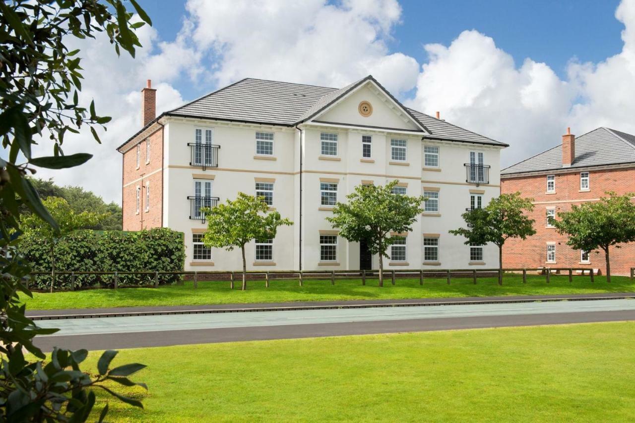 Home Crowd Luxury Apartments Doncaster Exterior foto